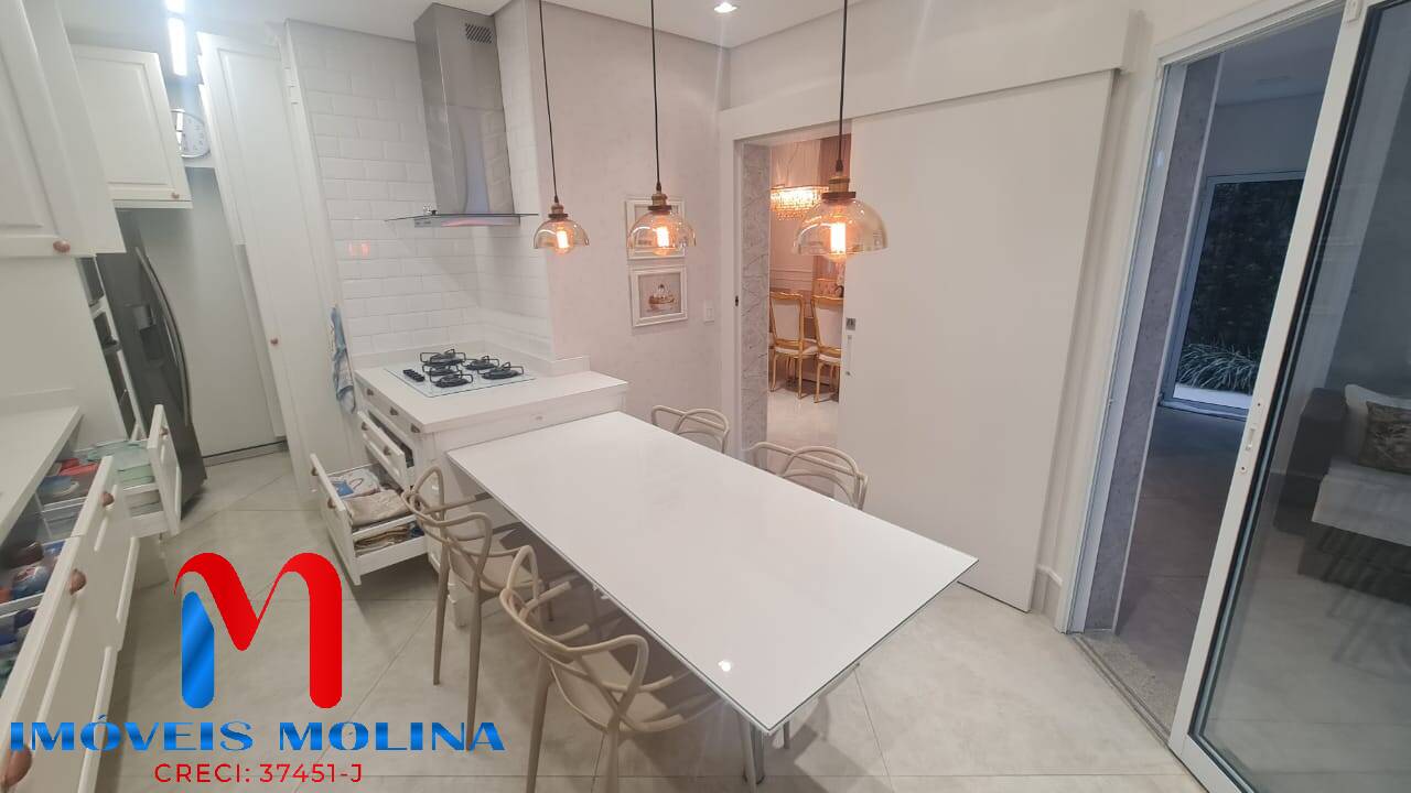 Sobrado à venda com 4 quartos, 500m² - Foto 11