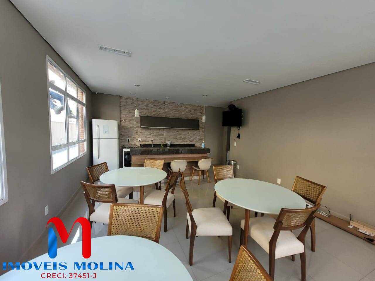 Apartamento à venda com 2 quartos, 70m² - Foto 26