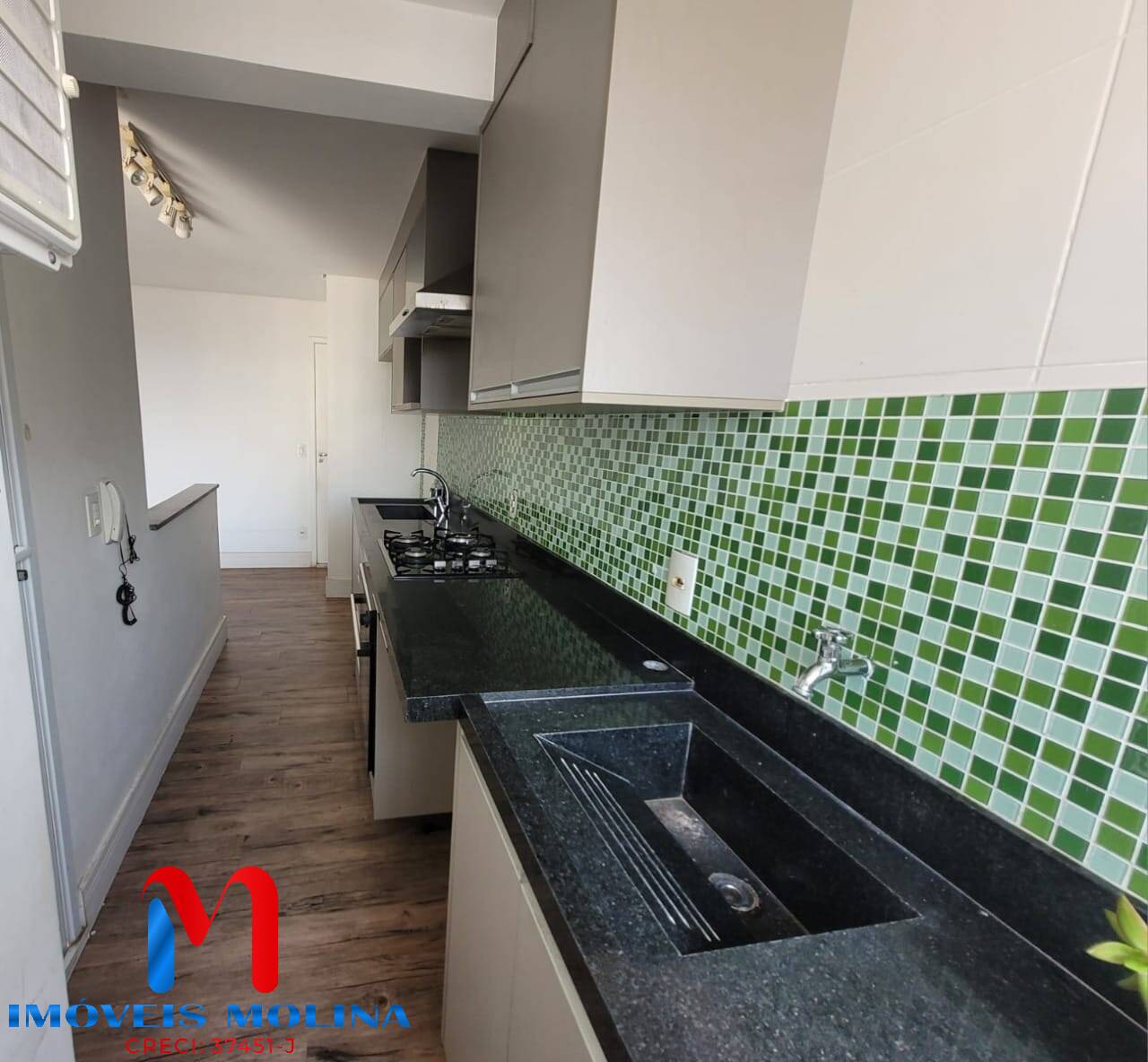 Apartamento à venda com 2 quartos, 70m² - Foto 10