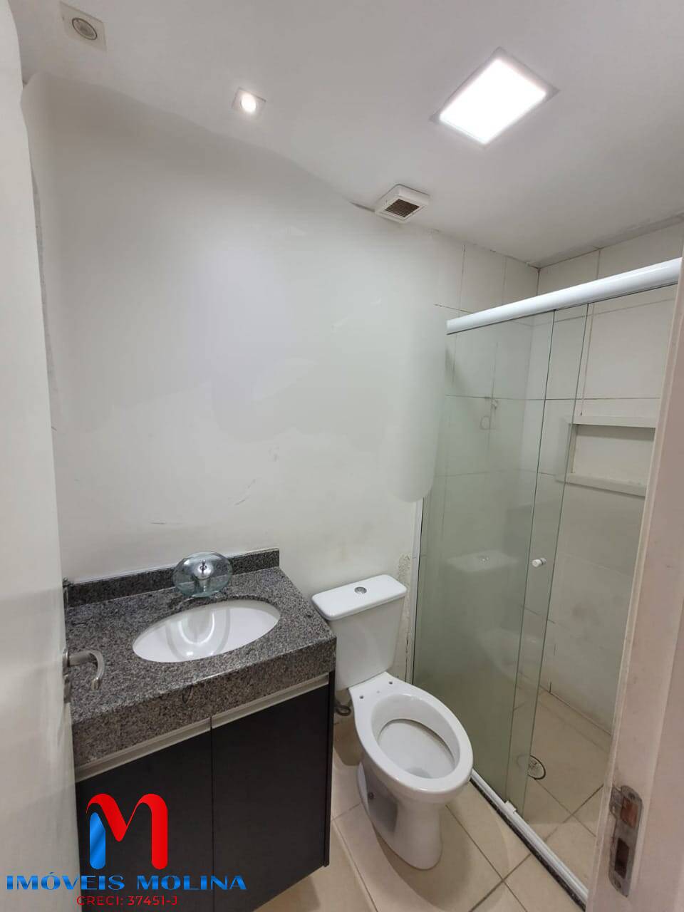 Apartamento à venda com 2 quartos, 70m² - Foto 13