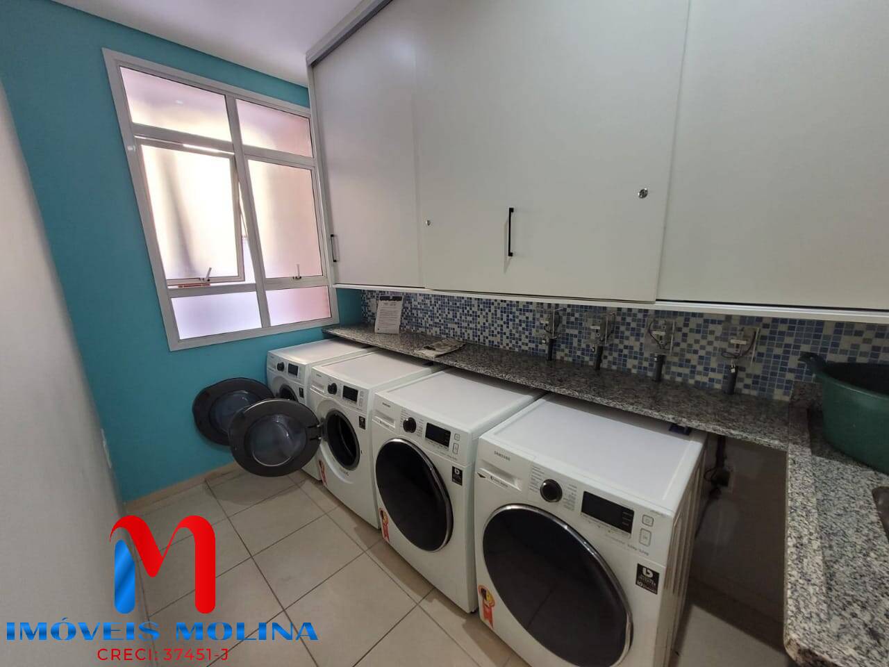 Apartamento à venda com 2 quartos, 70m² - Foto 29