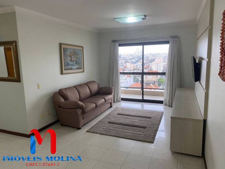 Apartamento para alugar com 3 quartos, 120m² - Foto 1