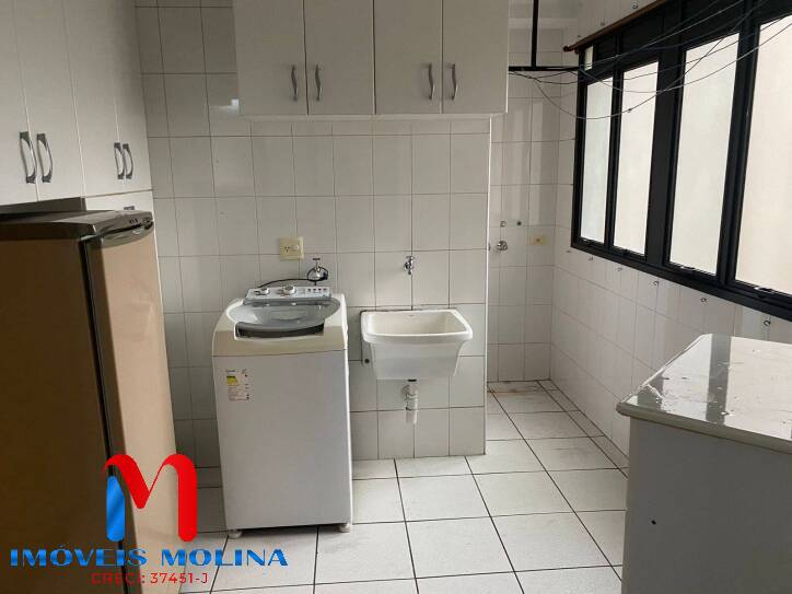 Apartamento para alugar com 3 quartos, 120m² - Foto 16