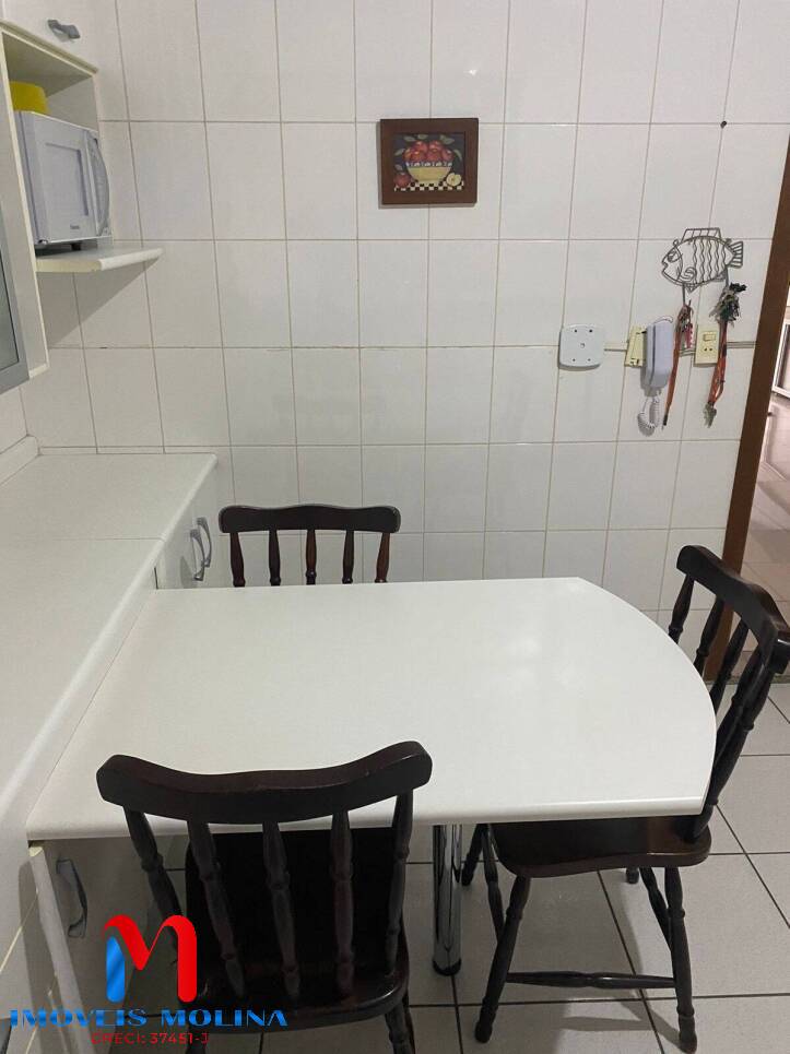 Apartamento para alugar com 3 quartos, 120m² - Foto 15