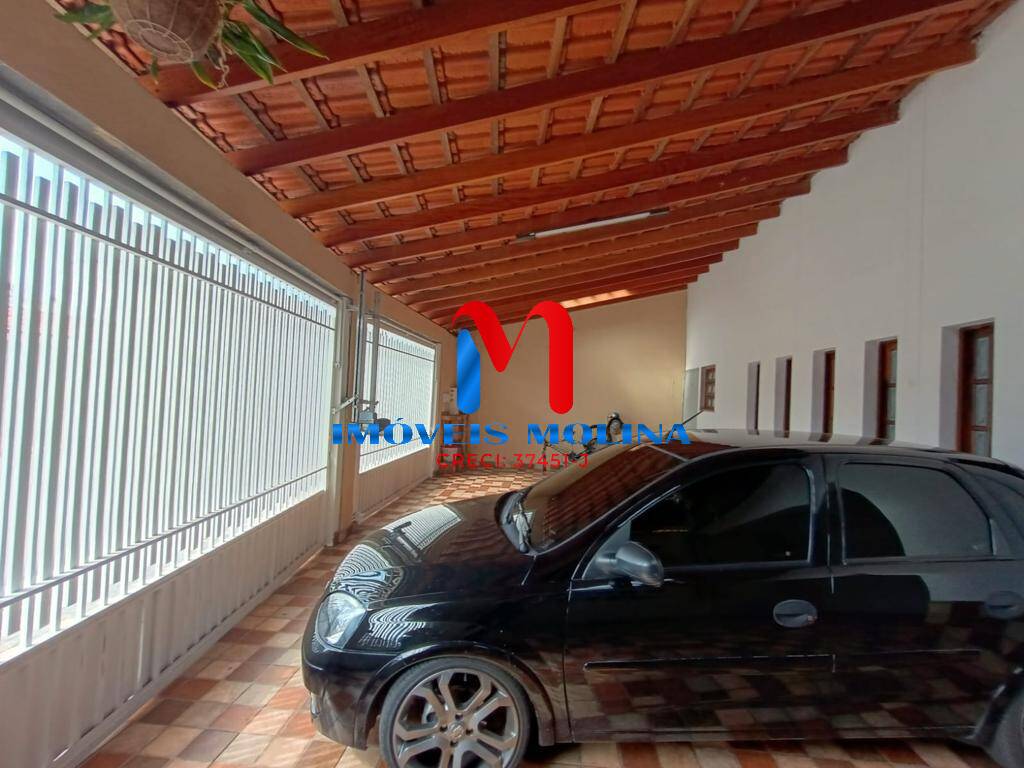 Casa à venda com 3 quartos, 245m² - Foto 29