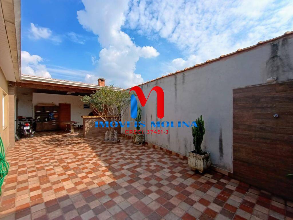 Casa à venda com 3 quartos, 245m² - Foto 27