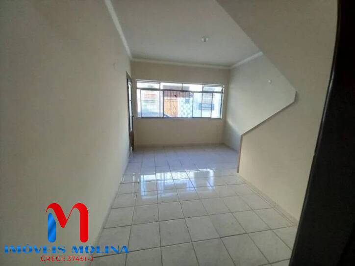 Sobrado para alugar com 3 quartos, 150m² - Foto 2