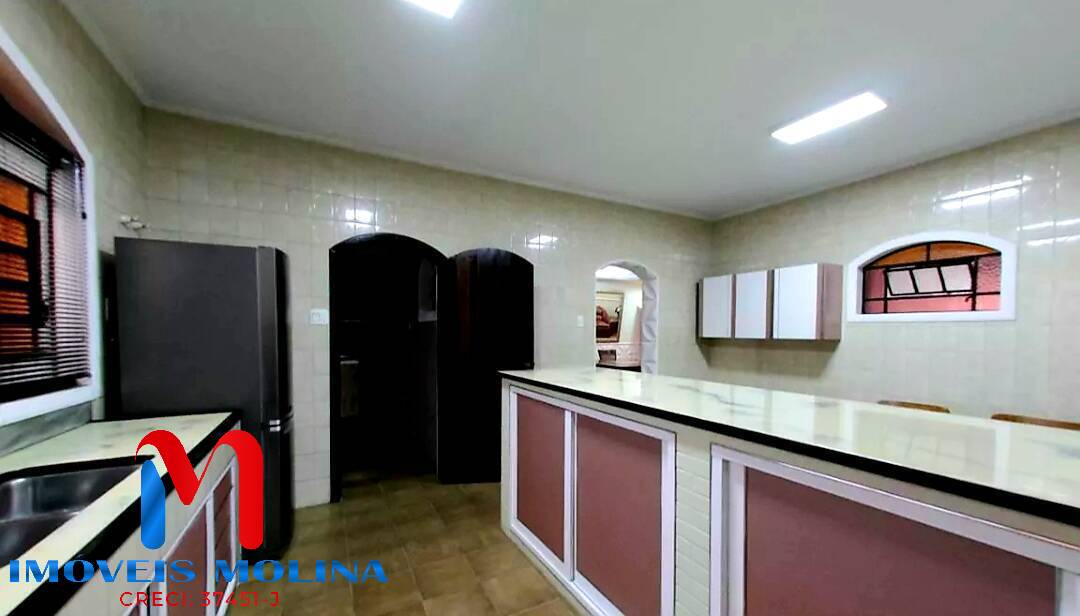 Sobrado à venda com 3 quartos, 210m² - Foto 13