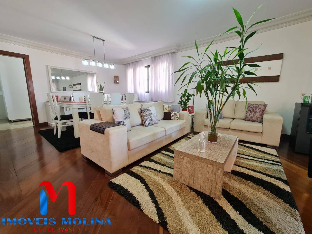 Apartamento à venda com 4 quartos, 230m² - Foto 1