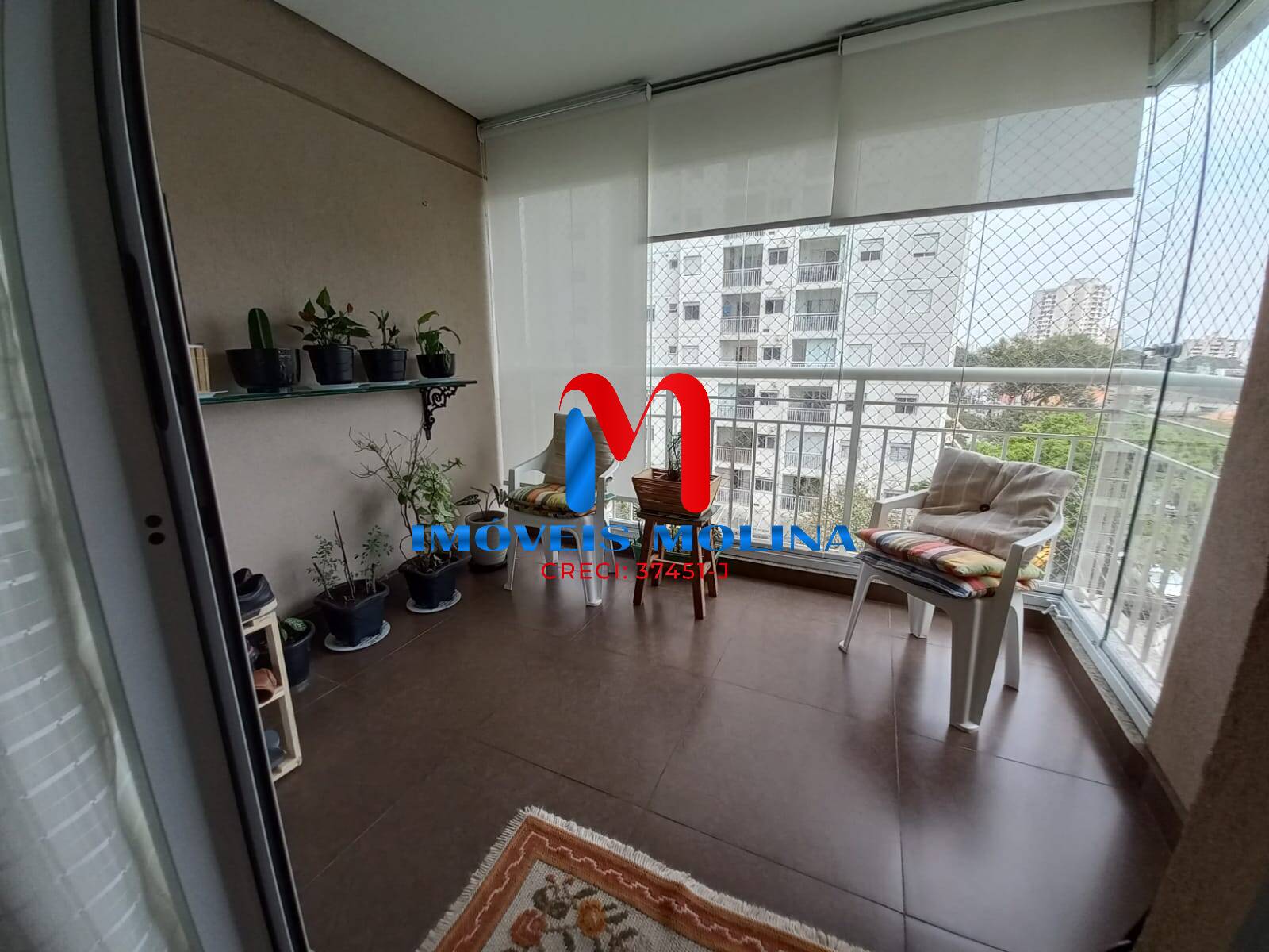 Apartamento à venda com 2 quartos, 74m² - Foto 1