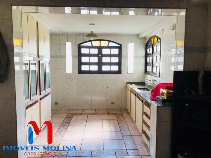 Casa à venda e aluguel com 4 quartos, 275m² - Foto 16