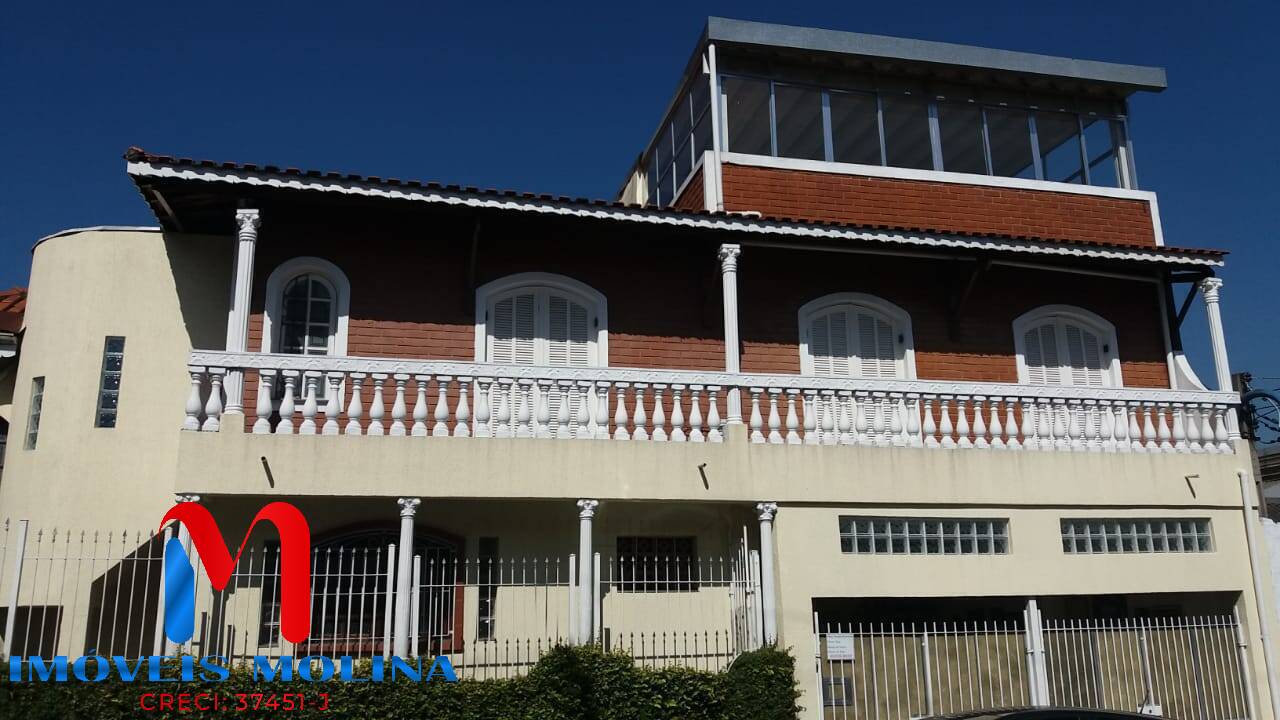 Casa à venda e aluguel com 4 quartos, 275m² - Foto 1