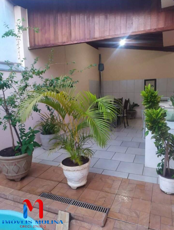 Casa à venda com 2 quartos, 140m² - Foto 7