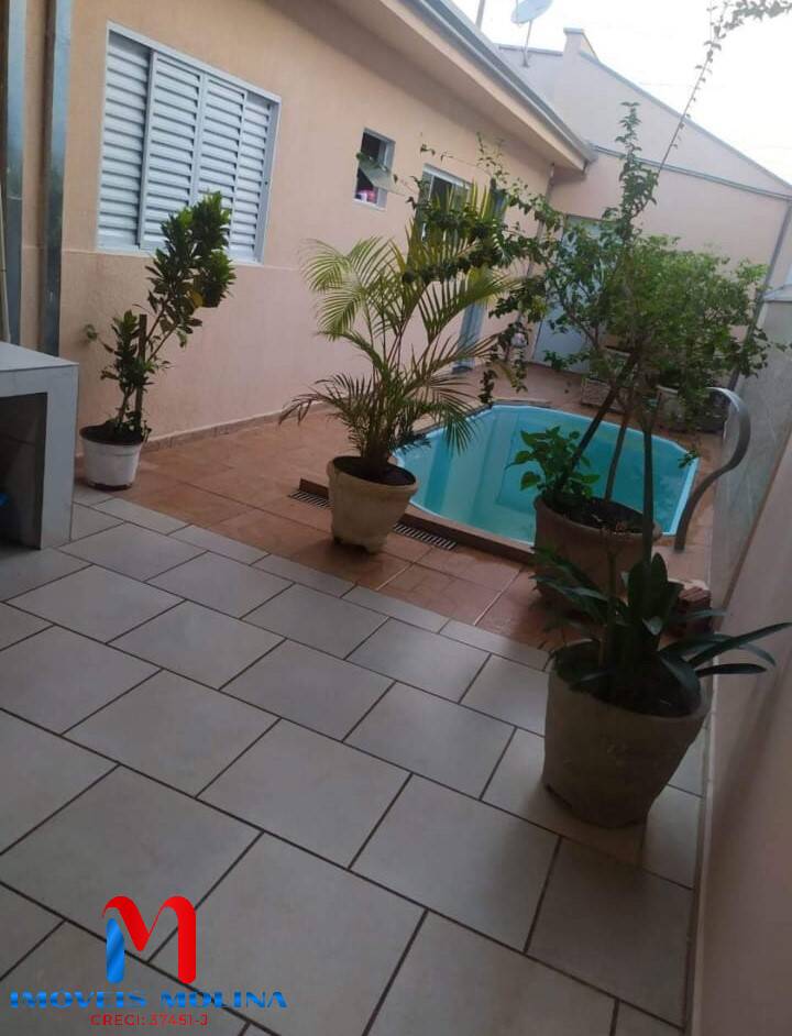 Casa à venda com 2 quartos, 140m² - Foto 4