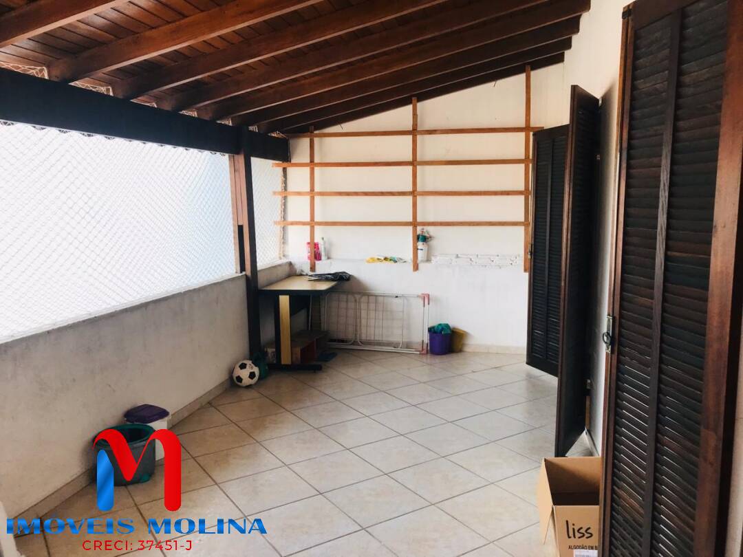 Casa à venda com 4 quartos, 300m² - Foto 15