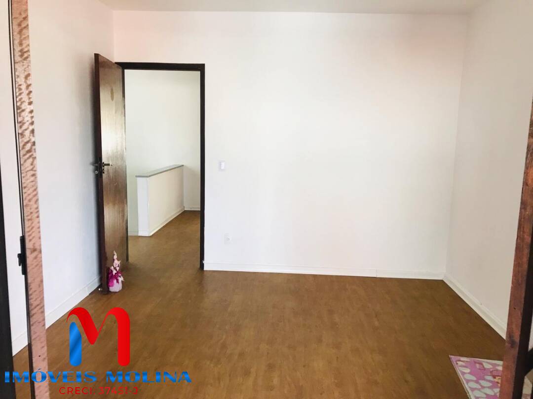 Casa à venda com 4 quartos, 300m² - Foto 10